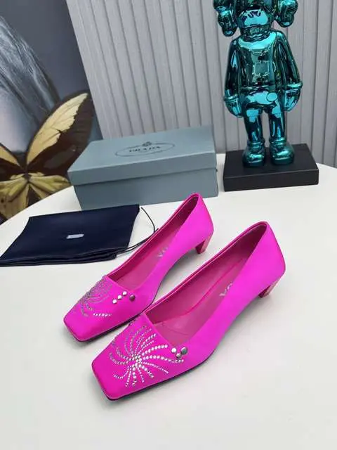 High Quality Replica Prada Shoes for Women