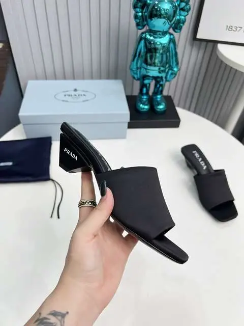 High Quality Replica Prada Shoes for Women