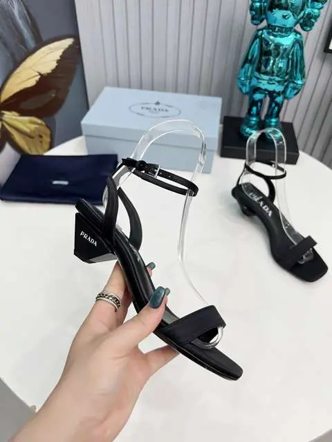 High Quality Replica Prada Shoes for Women