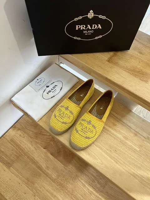 High Quality Replica Prada Shoes for Women