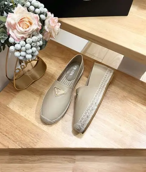 High Quality Replica Prada Shoes for Women