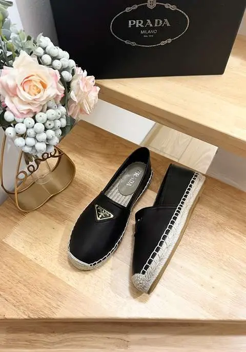 High Quality Replica Prada Shoes for Women