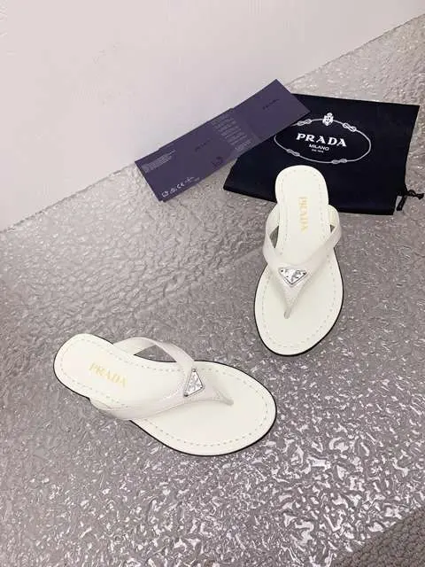 High Quality Replica Prada Shoes for Women