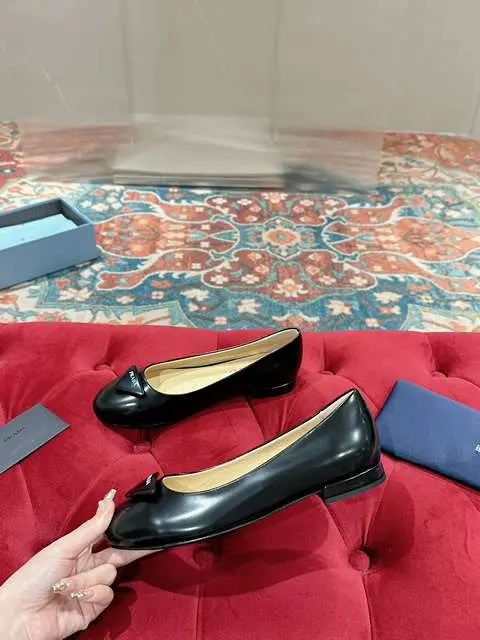 High Quality Replica Prada Shoes for Women