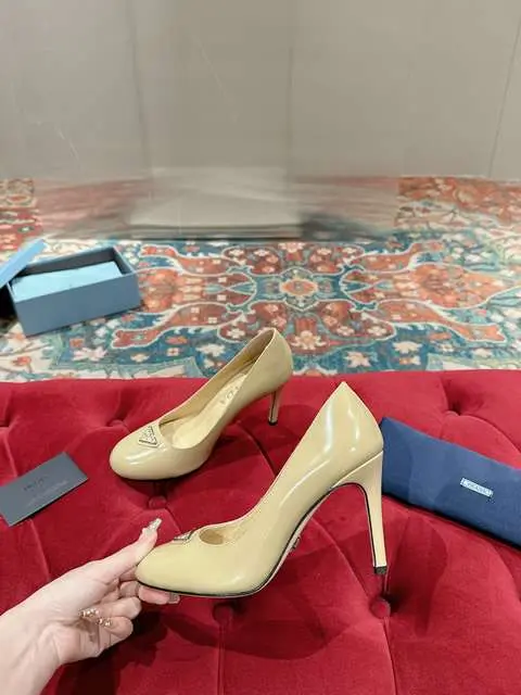 High Quality Replica Prada Shoes for Women