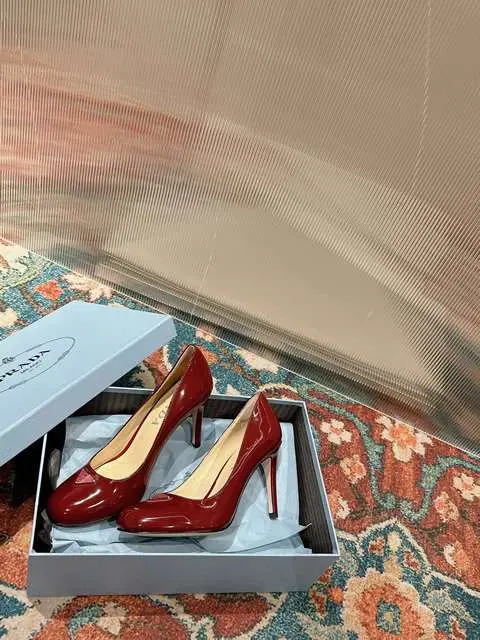High Quality Replica Prada Shoes for Women