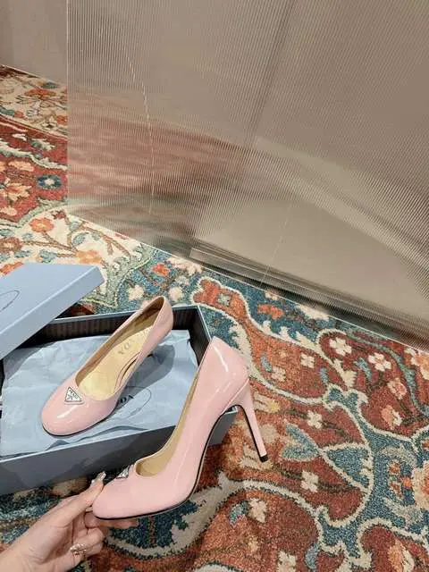 High Quality Replica Prada Shoes for Women