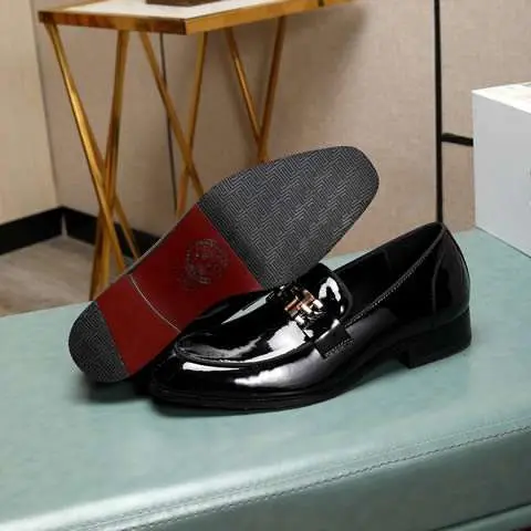 Replica High Quality Versace Leather Shoes For Men