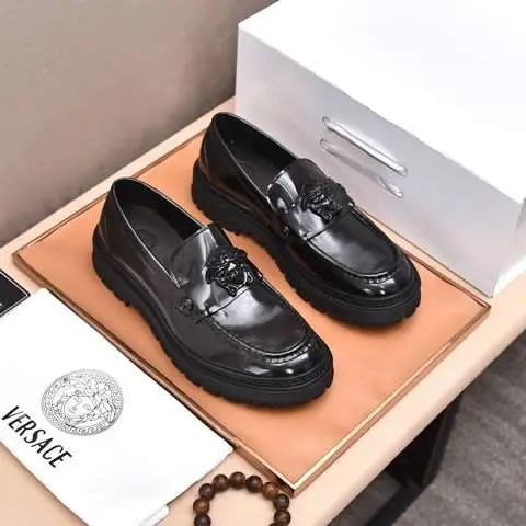 Replica High Quality Versace Leather Shoes For Men