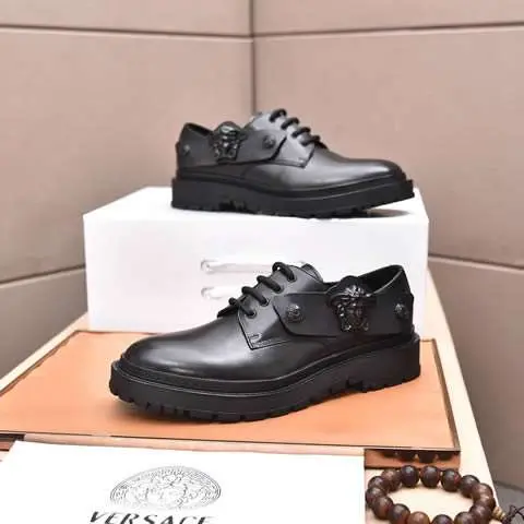 Replica High Quality Versace Leather Shoes For Men