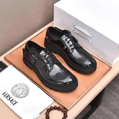 Replica High Quality Versace Leather Shoes For Men