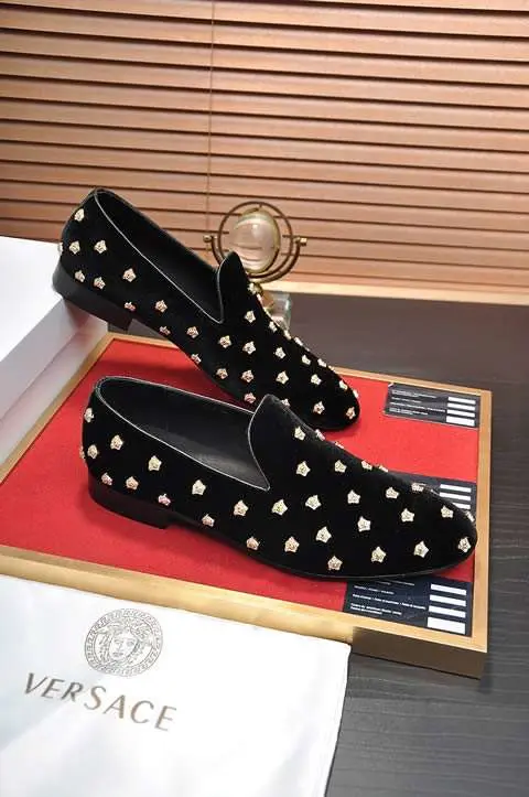 Replica High Quality Versace Leather Shoes For Men