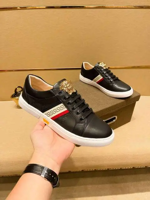 Replica High Quality Versace Shoes For Men