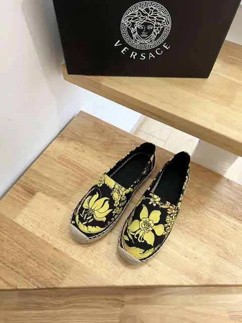 High Quality Replica Versace Fisherman's shoes for Women