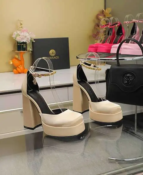 High Quality Replica Versace Shoes for Women