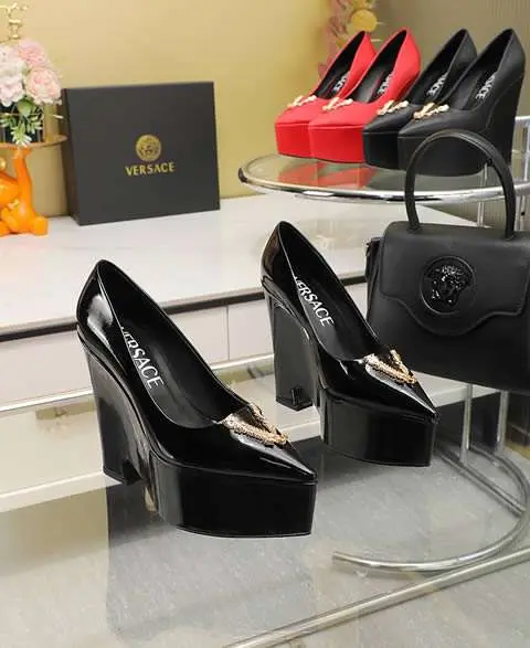 High Quality Replica Versace Shoes for Women