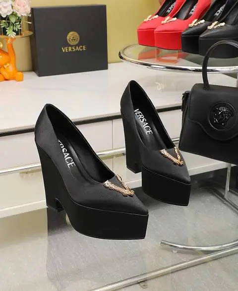 High Quality Replica Versace Shoes for Women