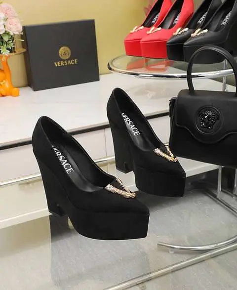 High Quality Replica Versace Shoes for Women