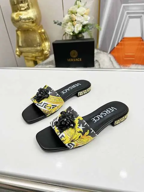 High Quality Replica Versace Shoes for Women
