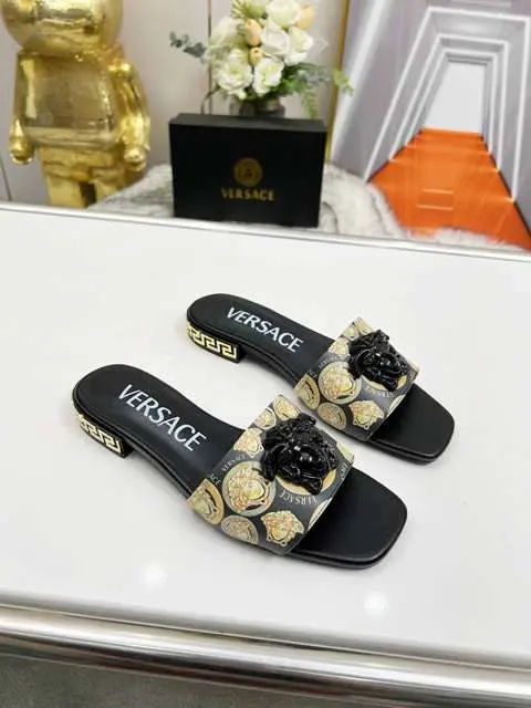 High Quality Replica Versace Shoes for Women