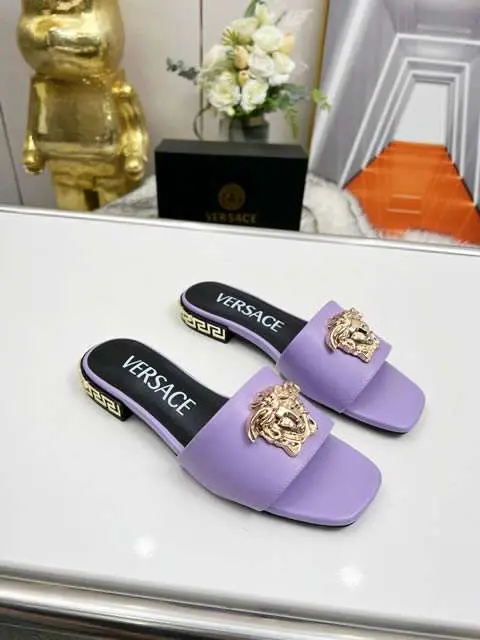 High Quality Replica Versace Shoes for Women