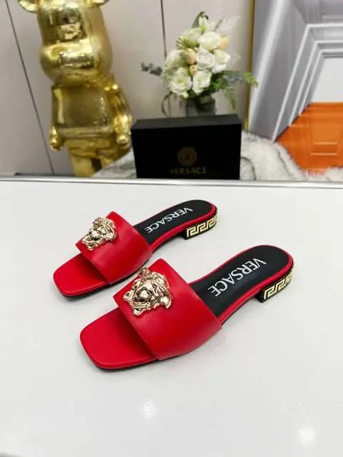 High Quality Replica Versace Shoes for Women