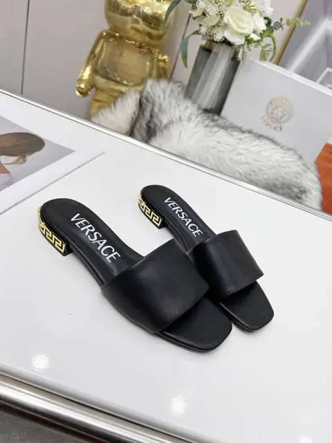 High Quality Replica Versace Shoes for Women