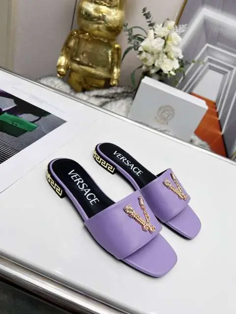 High Quality Replica Versace Shoes for Women