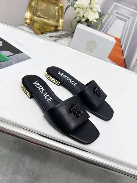 High Quality Replica Versace Shoes for Women