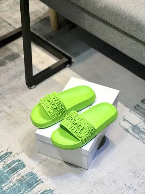 High Quality Replica Versace Shoes for Women