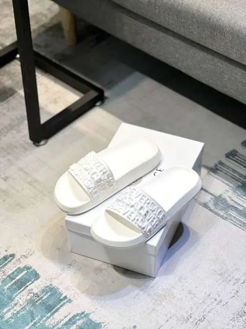 High Quality Replica Versace Shoes for Women