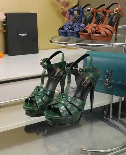 High Quality Replica YSL Shoes for Women