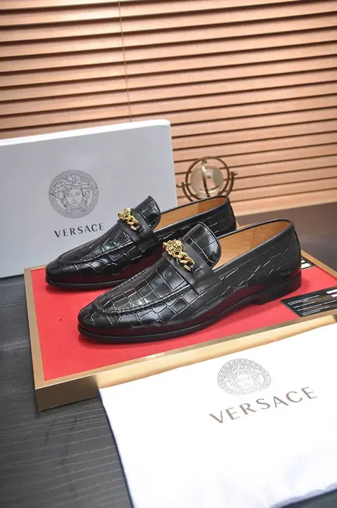 Replica High Quality Versace Leather Shoes For Men